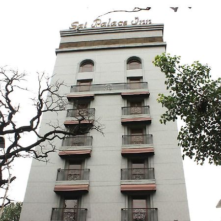 Hotel Sai Inn Мумбаи Экстерьер фото