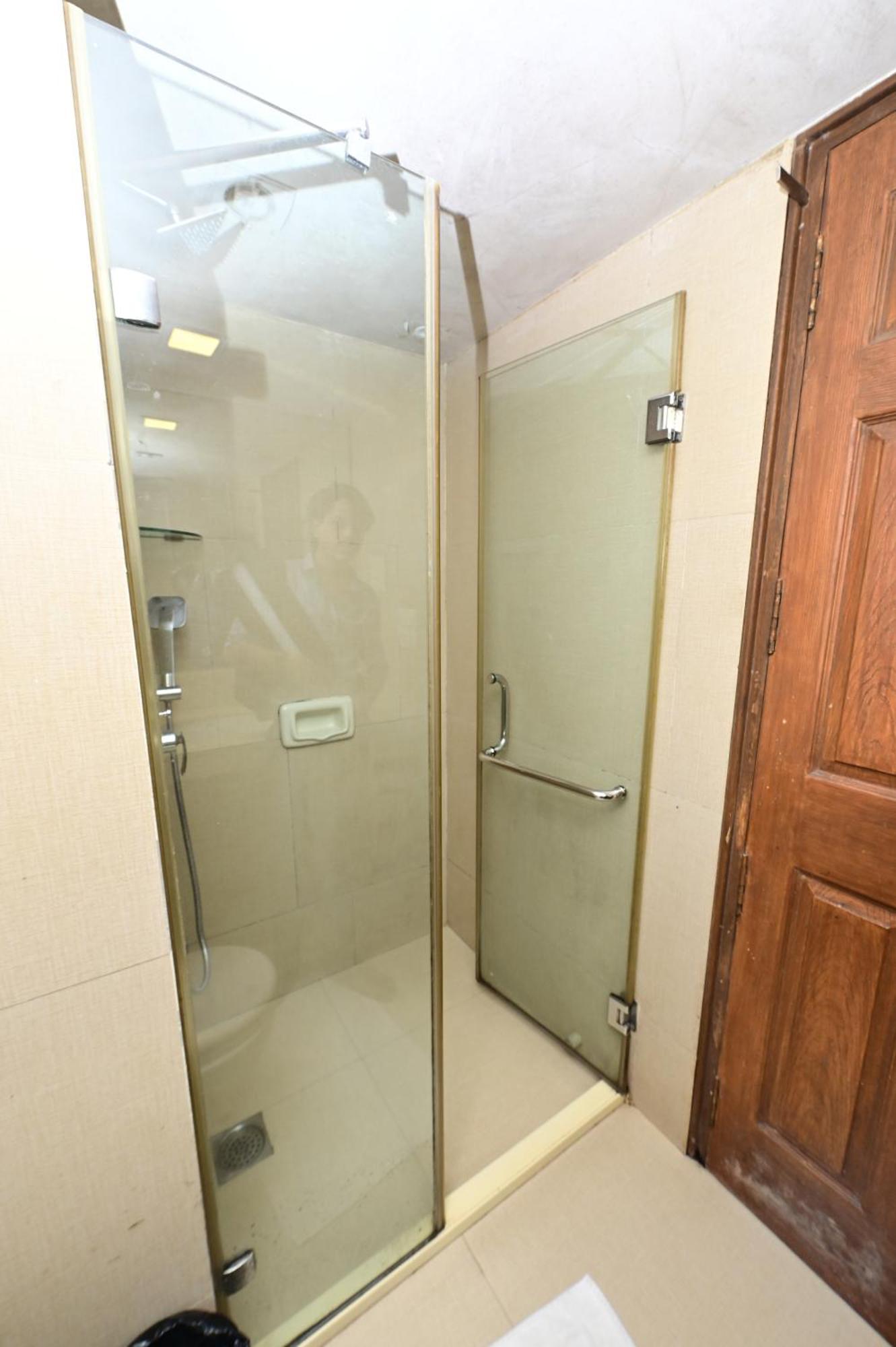 Hotel Sai Inn Мумбаи Экстерьер фото